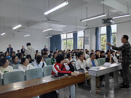 说明:71c90f7d9bab3ce7c459660cd4a295a